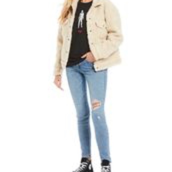 Levis Original Exboyfriend Cozy Sherpa Trucker Jacket - Picture 4 of 4